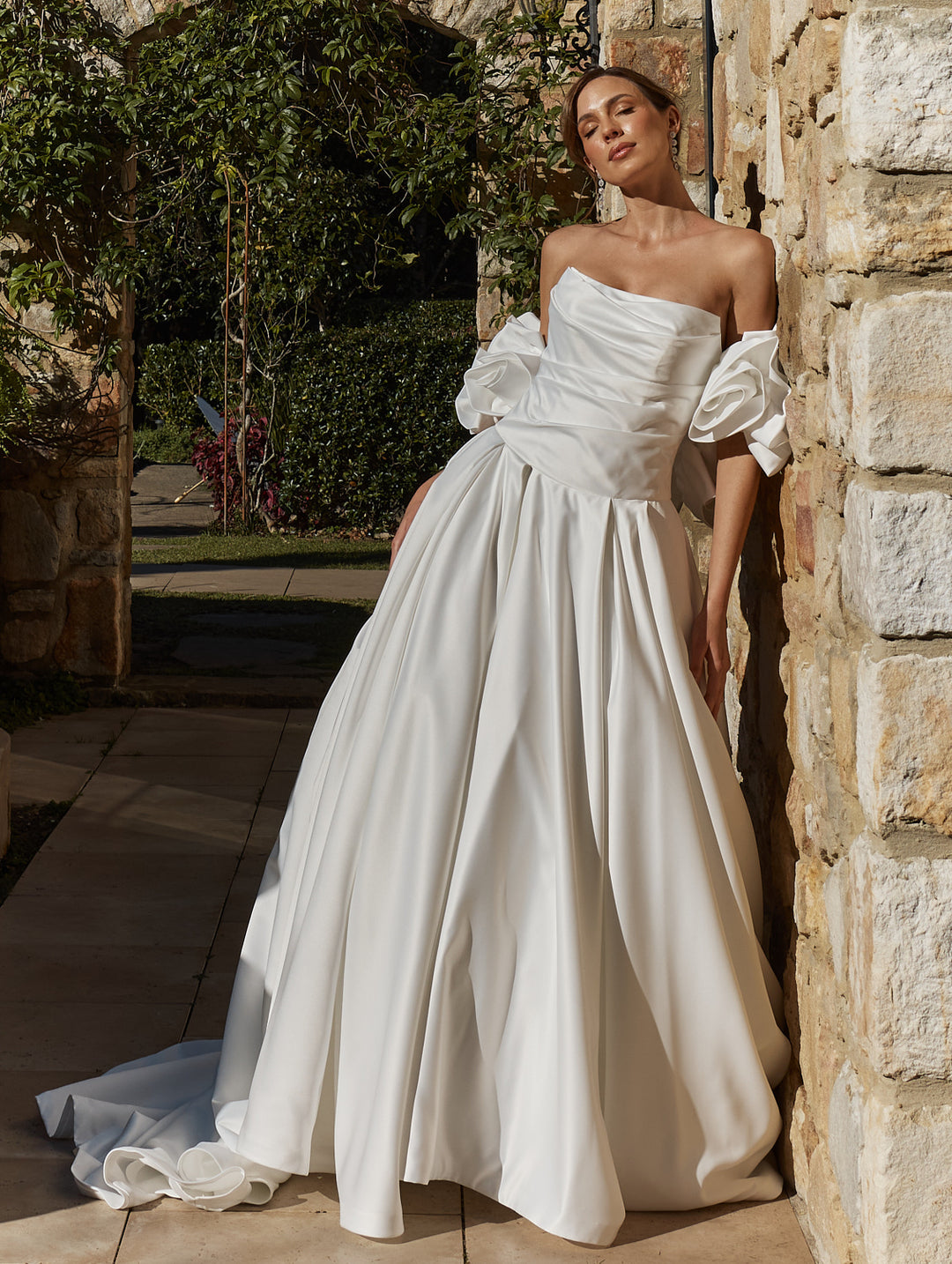sachin and babi light blue dress Basque Waist Wedding Dress: The Timeless Silhouette Brides Love