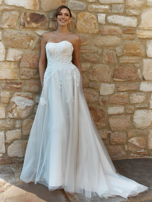 Amanda Wedding Dress