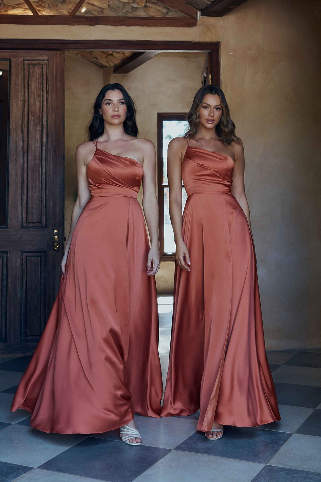 Dress Styles Bridesmaids Dresses That Look Good On Everyone Carina