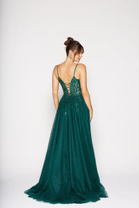 Oz qollaringiz bilan ishlaydigan Karakat butun er usti transport vositasi Qizning gulini buzayotgani haqida video