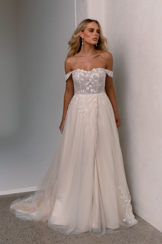 Yara Wedding Dress