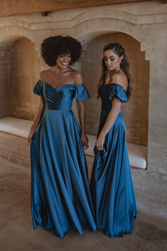 TO873 LAGOS PEACOCK